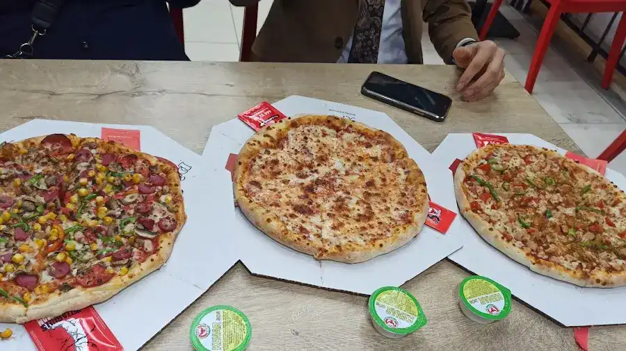 Pizzabulls Küçükköy - Gaziosmanpaşa fotoğraf 2