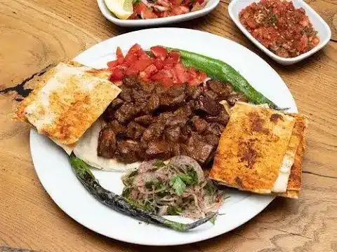 CHEF MUSTAFA LEZZET LOKANTASI & KEBAP fotoğraf 3