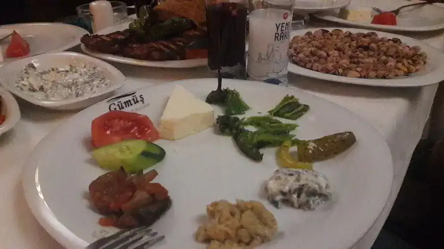 Gümüş Kanat Restaurant fotoğraf 3