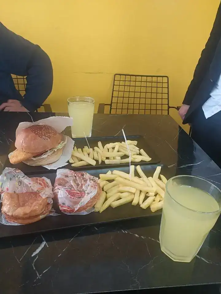Online fast food
