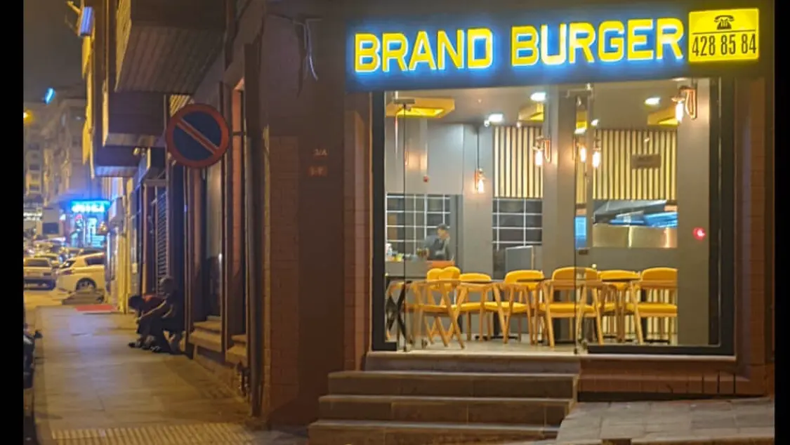 BRAND BURGER fotoğraf 1