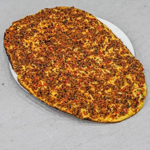 CADDE PİDE LAHMACUN DÖNER TEPSİ YEMEKLERİ VE CAFE SALONU fotoğraf 2