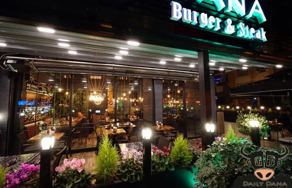 Daily Dana Steak&Burger, Fenerbahçe fotoğraf 1