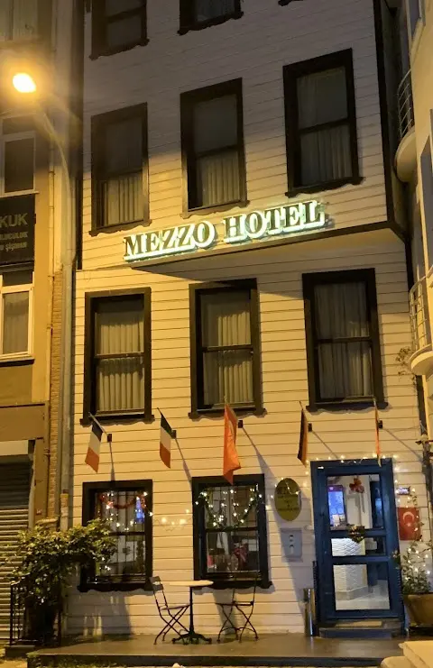Mezzo Hotel fotoğraf 3