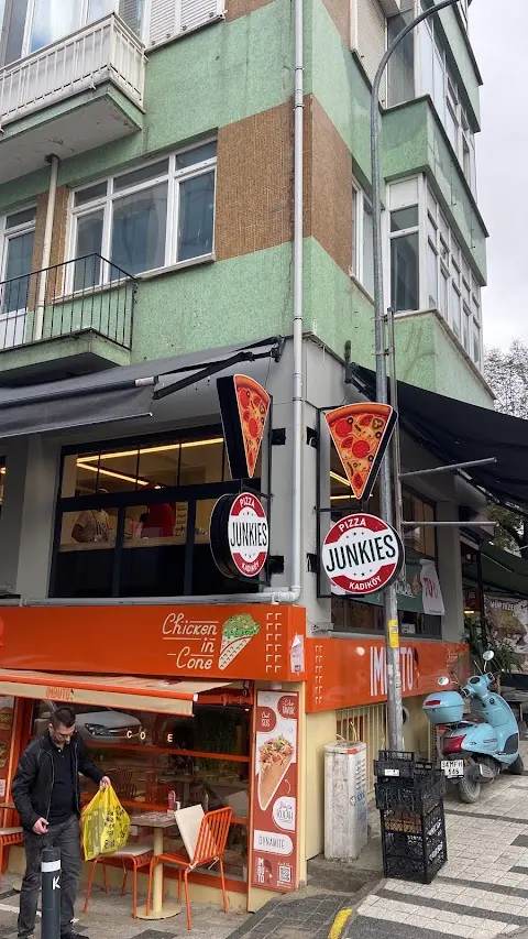 Pizza Junkies Kadıköy yorumları ve müşteri geri bildirimleri