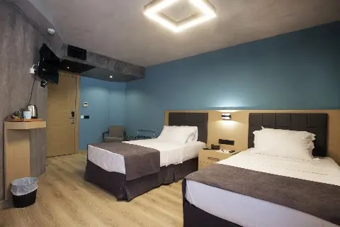 Redstone Kadıköy Otel / Kadıköy Suit Hotel / Kadıköy Konaklama / Kadıköy Butik Otel / Cafe Bistro fotoğraf 2