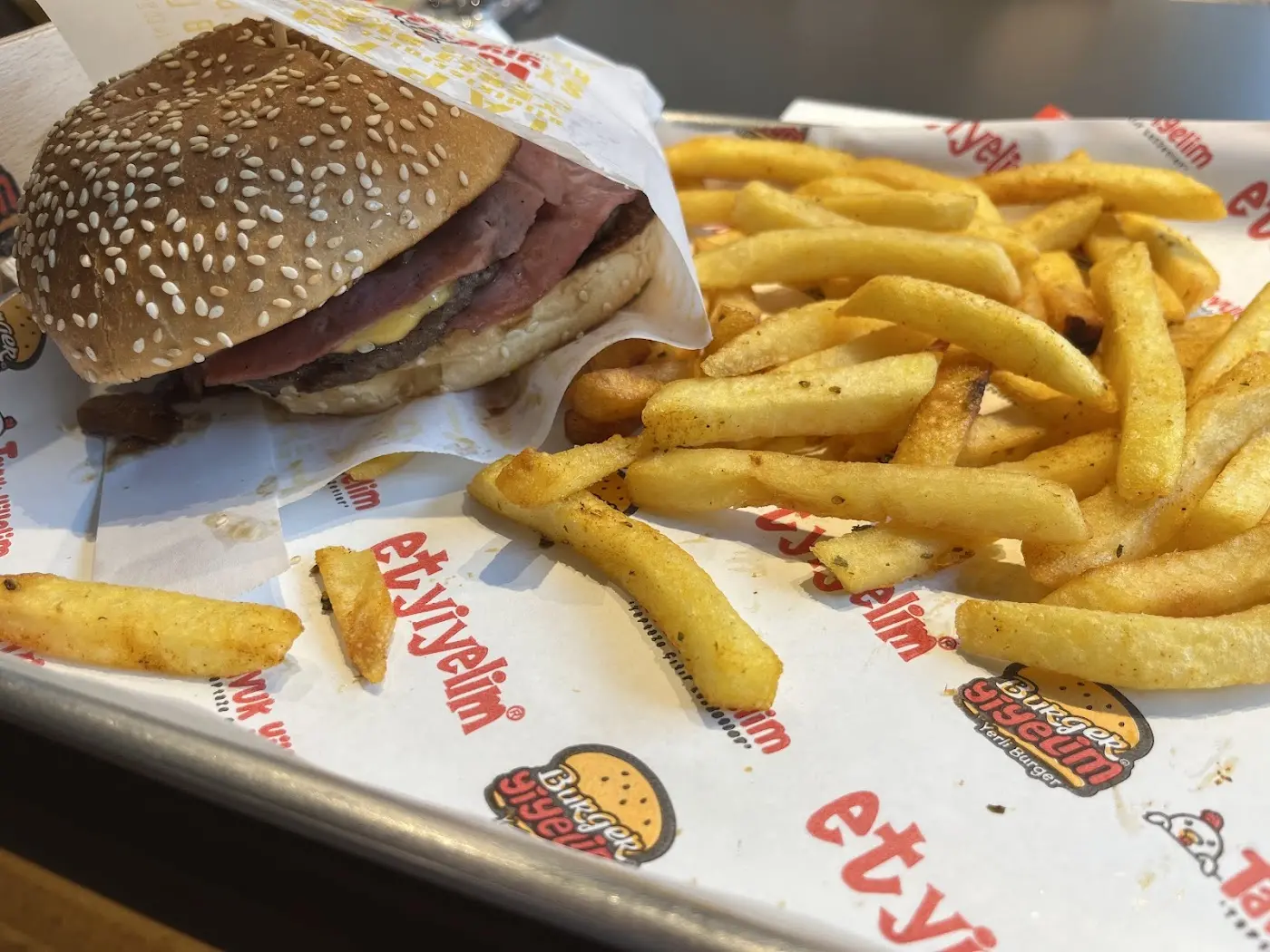Burger Yiyelim fotoğraf 2