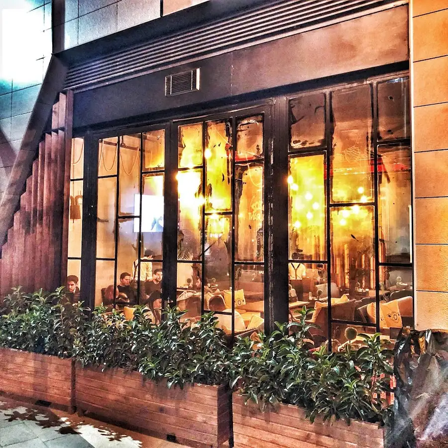 eGZOZ Lounge·Cafe