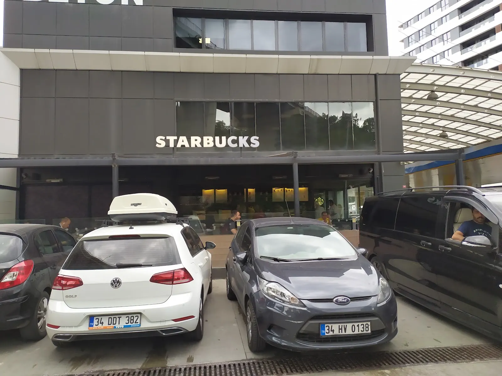 Starbucks fotoğraf 1