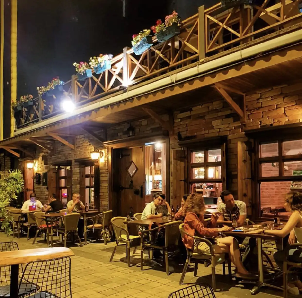 Beyrut Nostalji Kartal