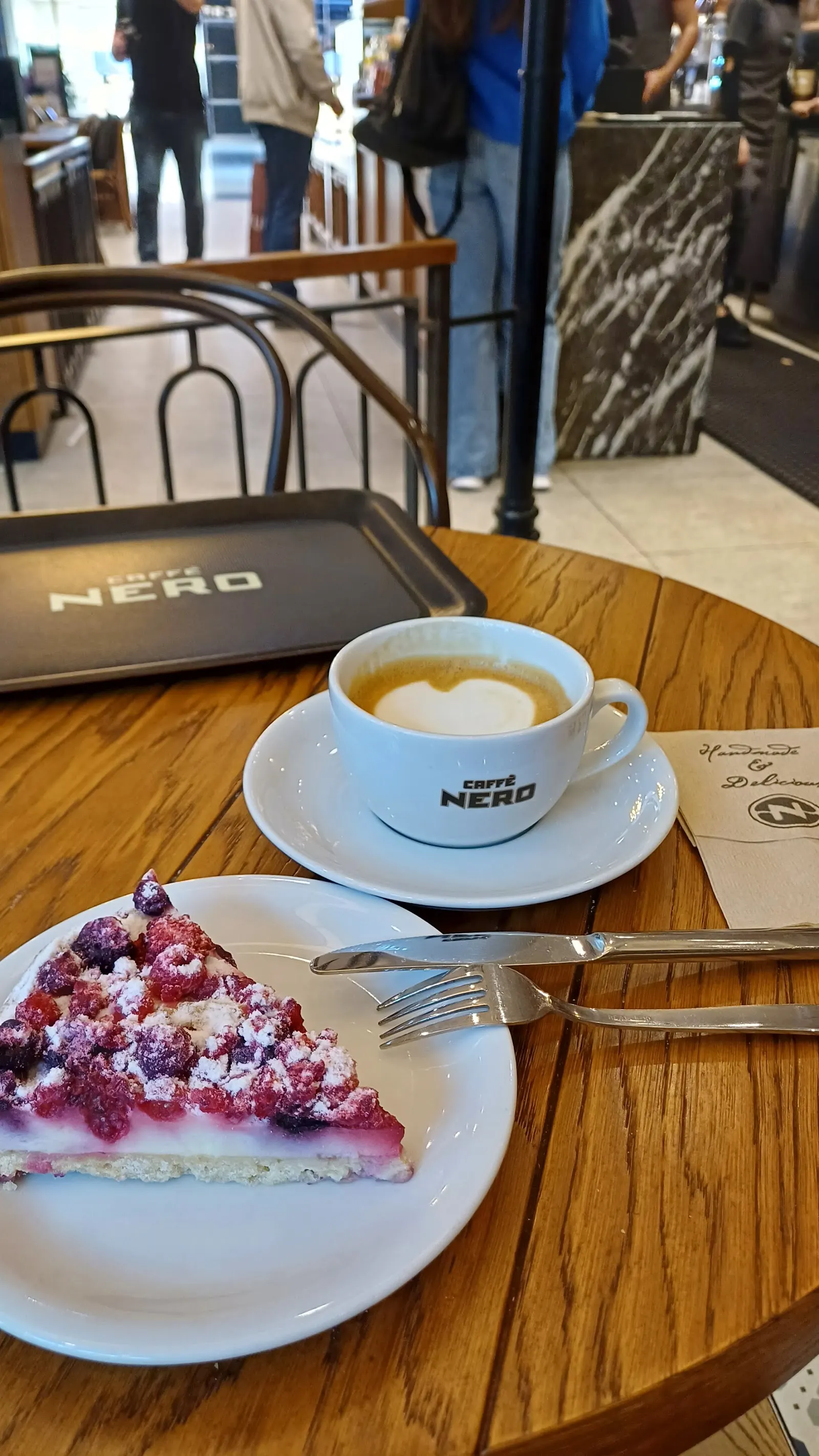 Caffè Nero fotoğraf 3