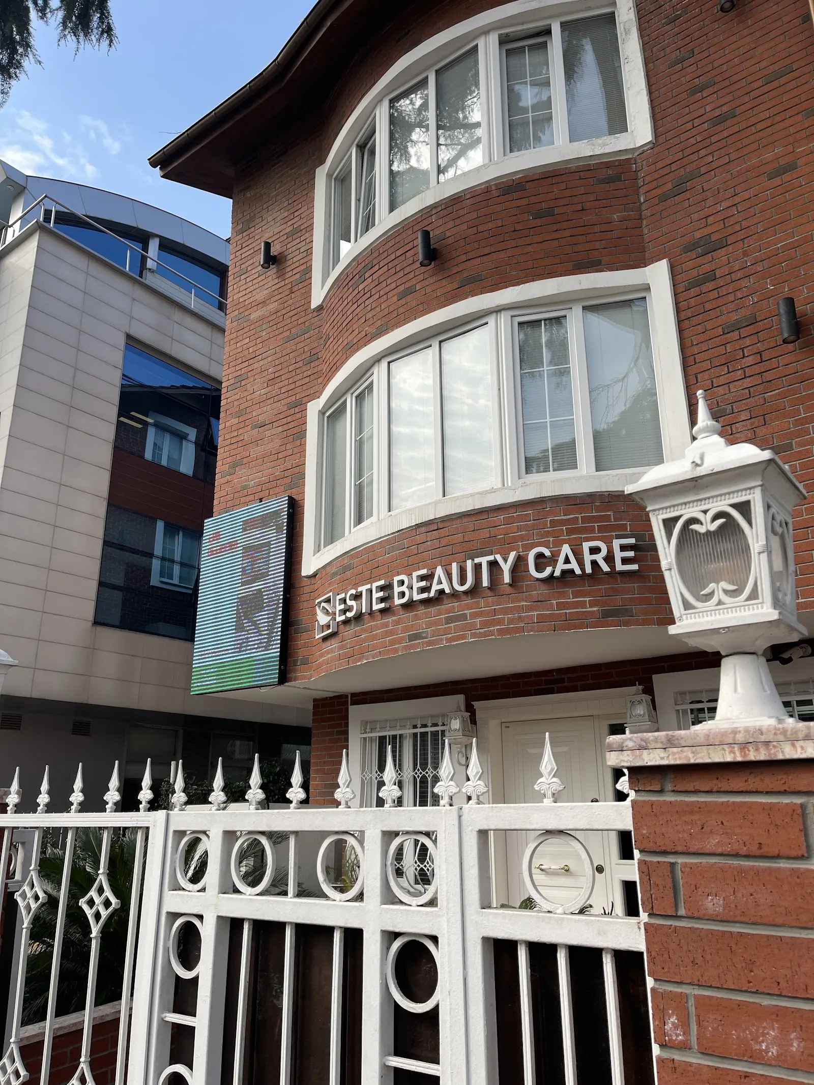 Este Beauty Care Kartal Güzellik Merkezi