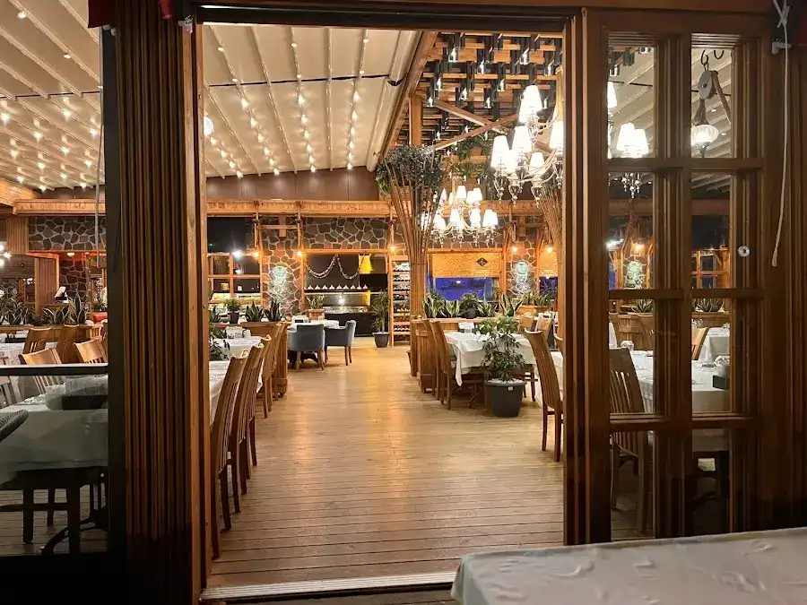 Köz Et Kebap Restaurant fotoğraf 3