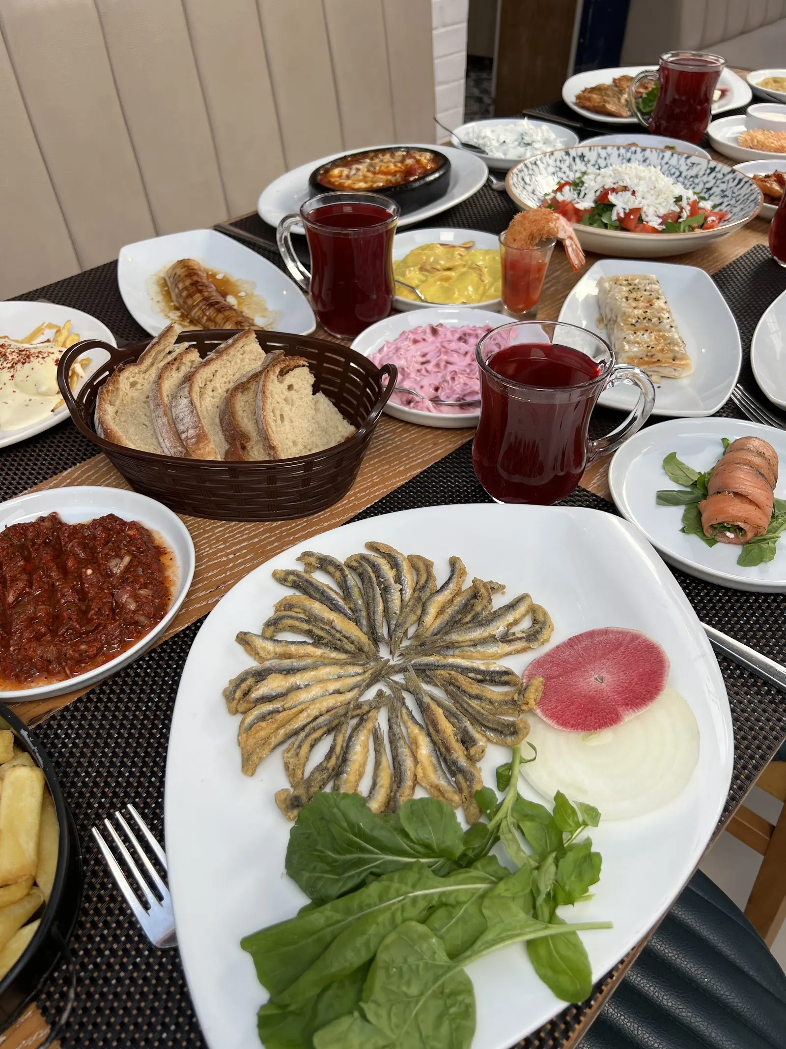 Mavi Sandal Balıkçısı fotoğraf 3