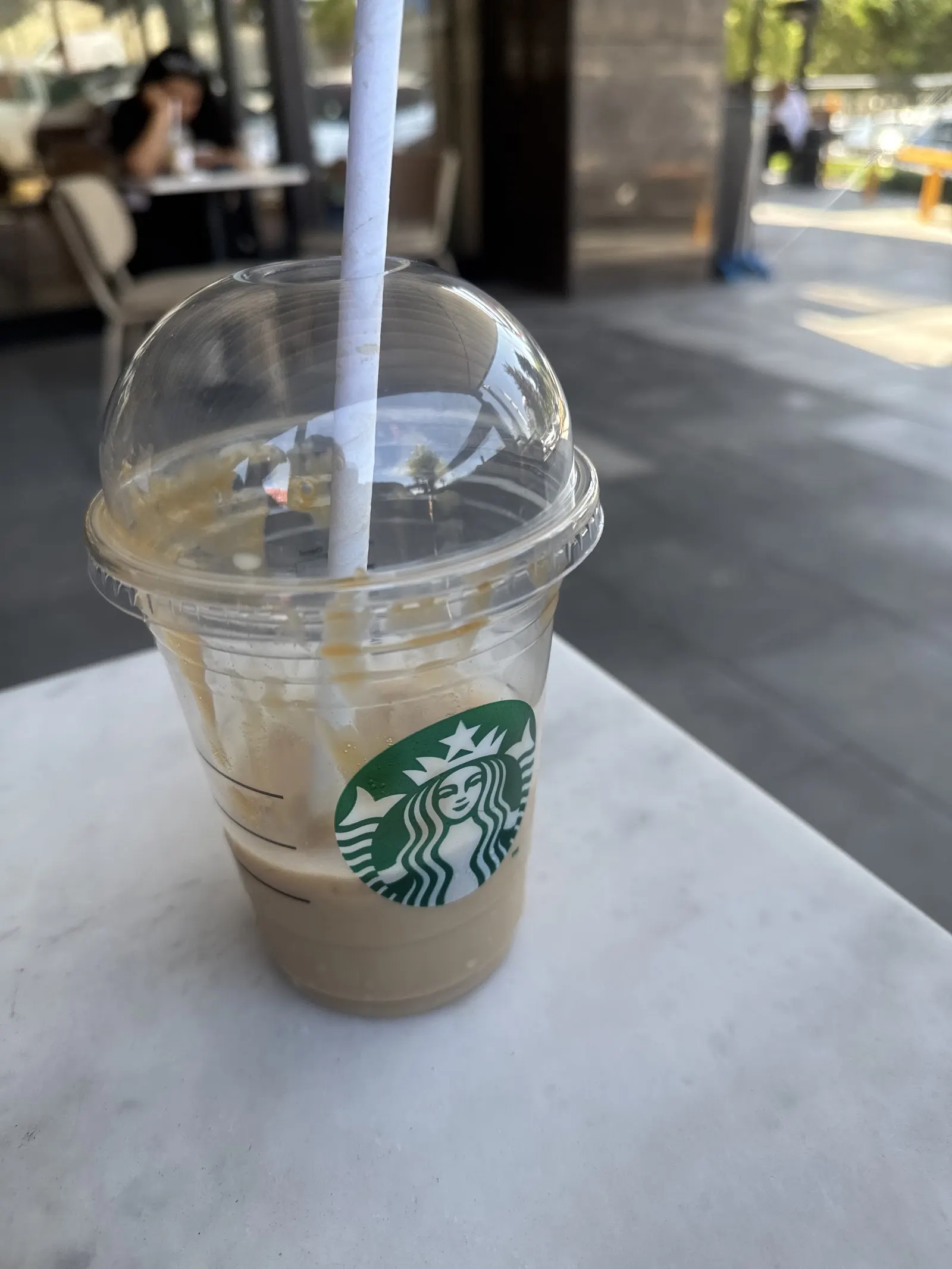 Starbucks fotoğraf 2
