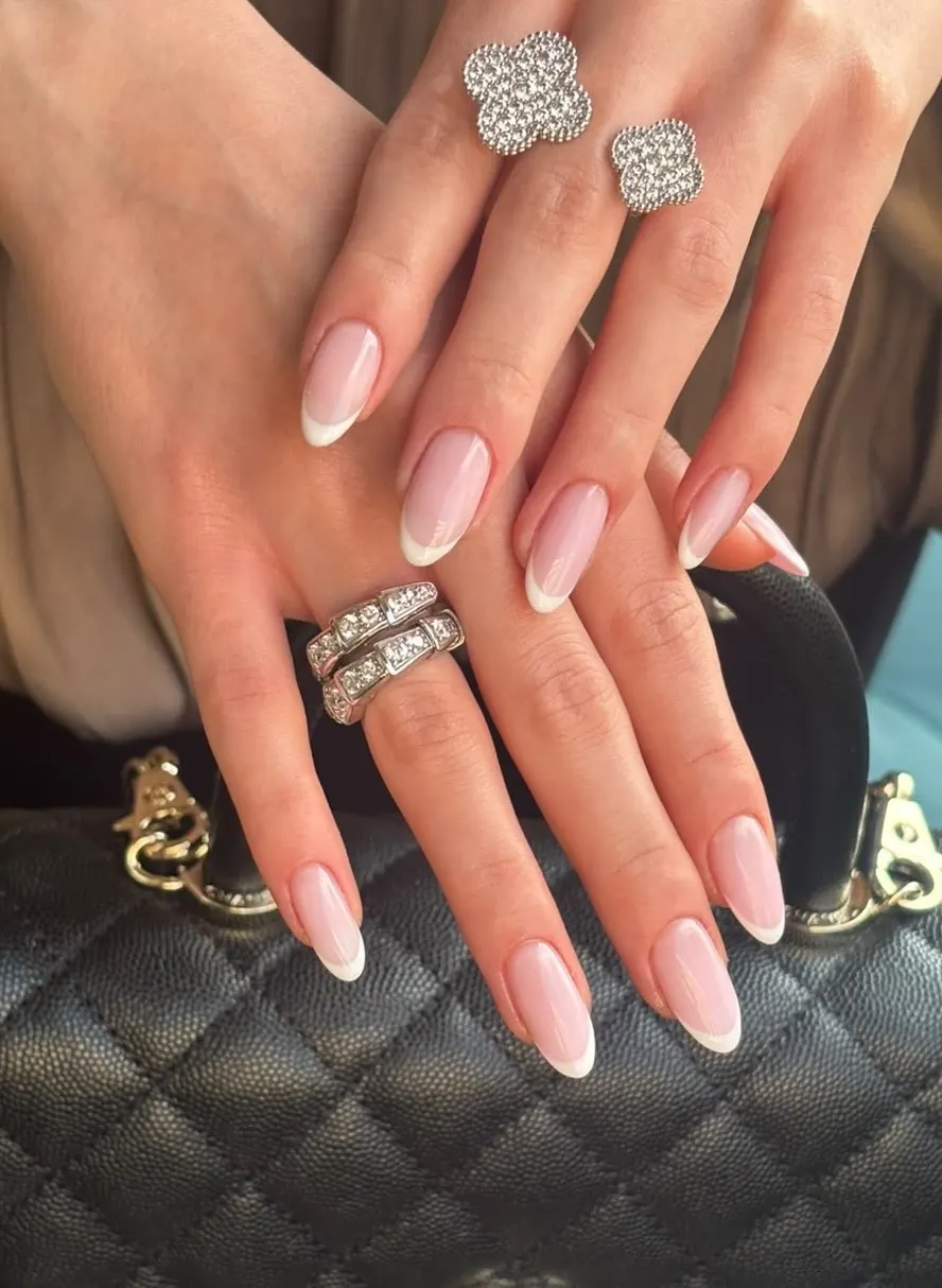 THE 5 Beauty | Halkalı Atakent güzellik merkezi | Protez tırnak Nail art | İpek kirpik | Kaş | Cilt bakımı | Lazer epilasyon fotoğraf 2