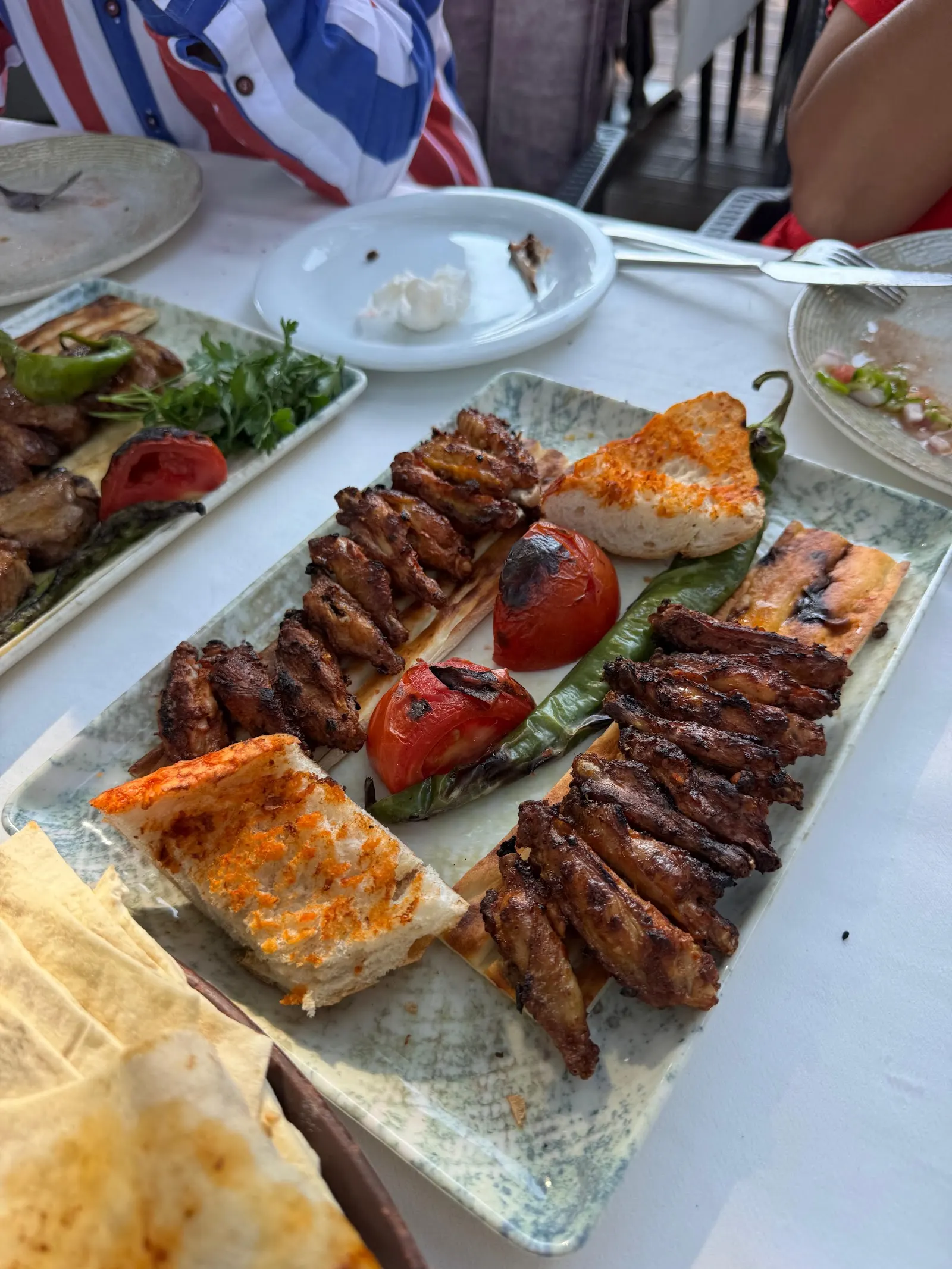YALI KANAT KEBAP STEAK RESTORAN fotoğraf 3
