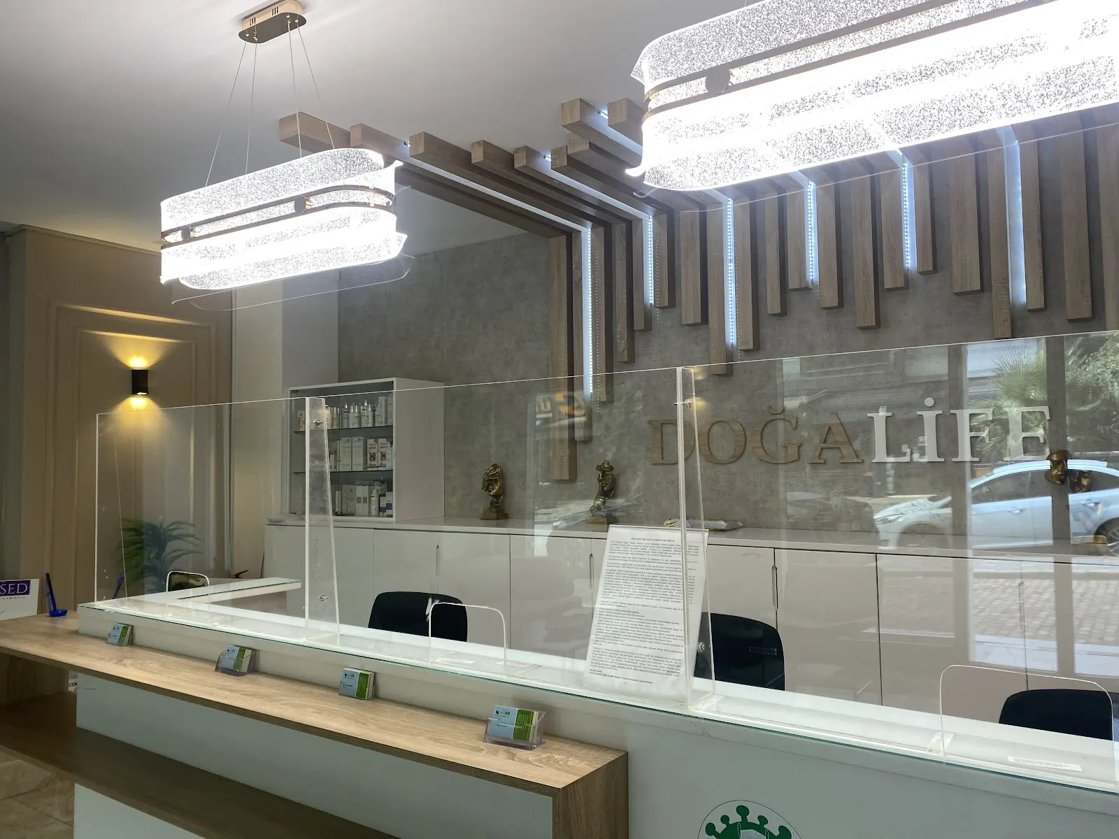 Doğalife Güzellik Salonu | Lazer Epilasyon | Dolgu | Cilt Bakımı fotoğraf 2