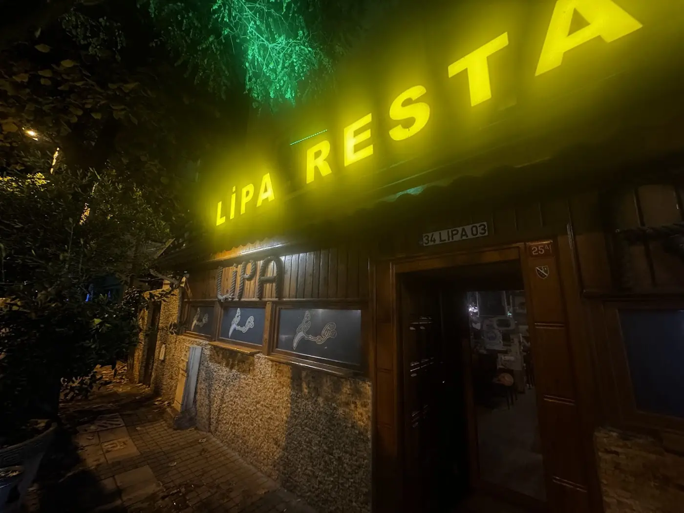 Lipa Restaurant