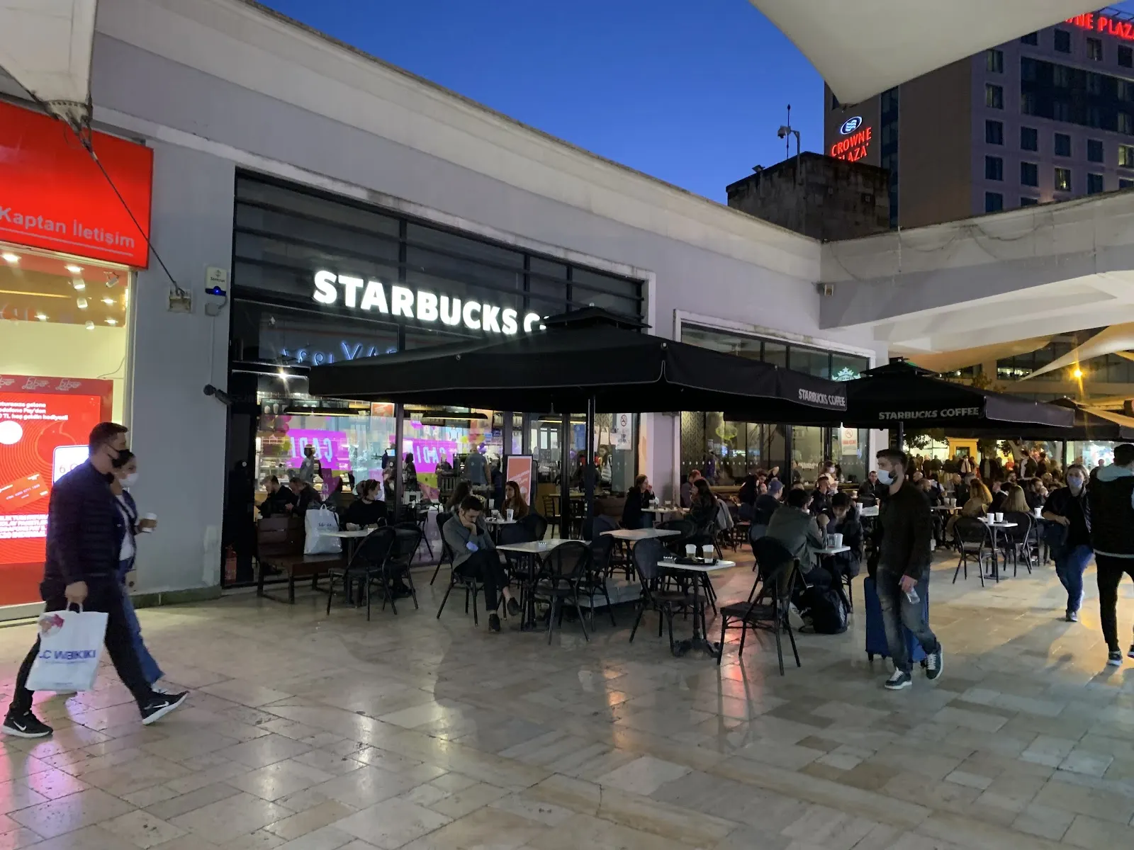Starbucks yorumları ve müşteri geri bildirimleri