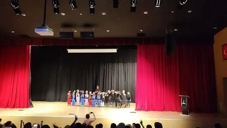 DR. KADİR TOPBAŞ KÜLTÜR SANAT VE BİLGİ MERKEZİ fotoğraf 3