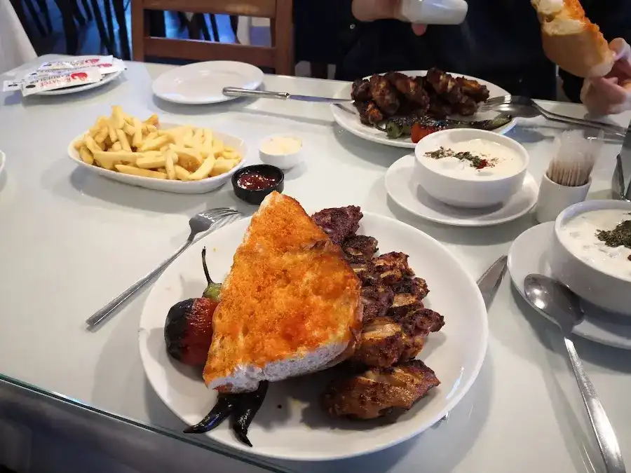 ÖZ KANATÇI KARDEŞLER fotoğraf 3