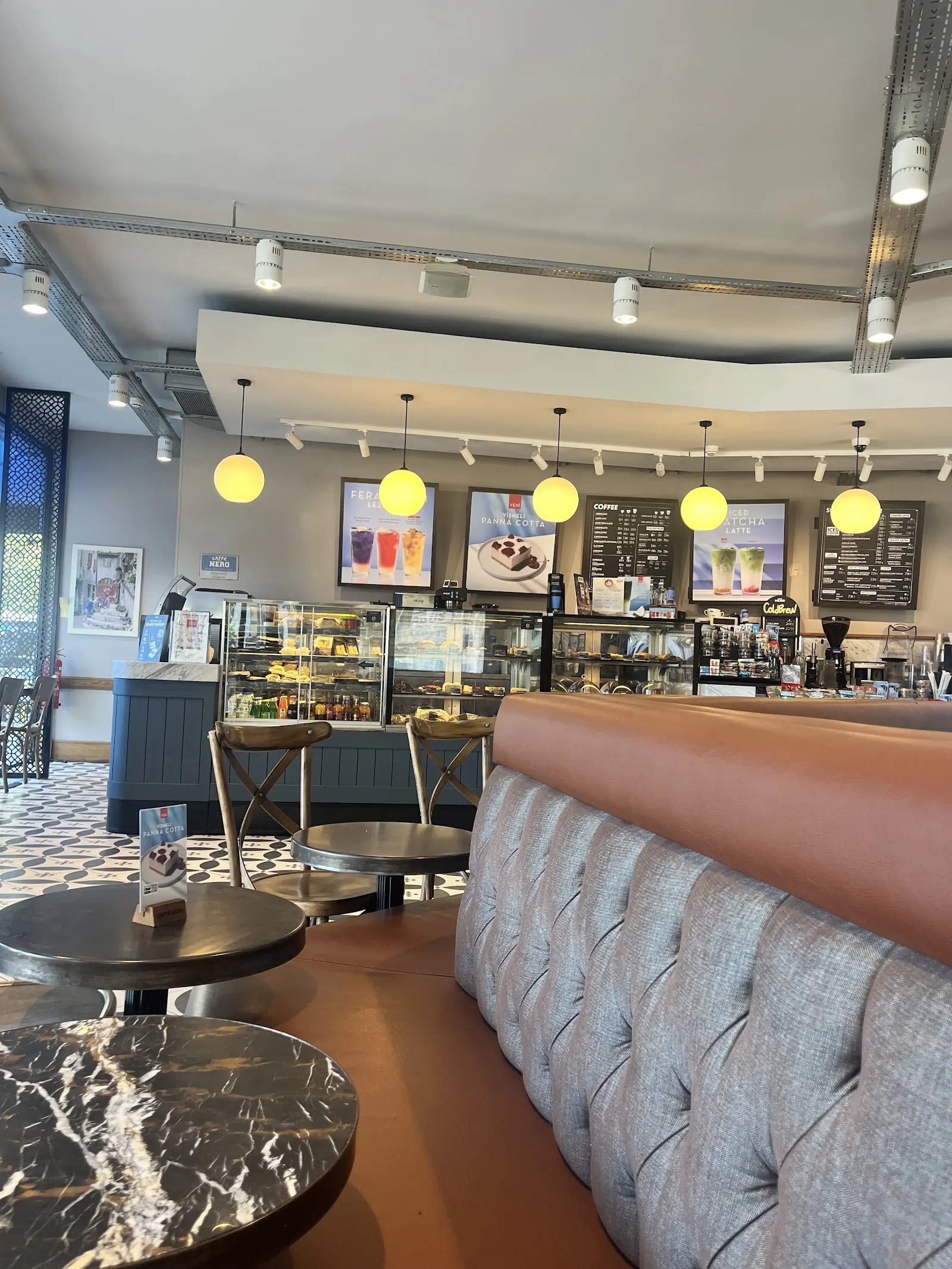 Caffè Nero fotoğraf 4