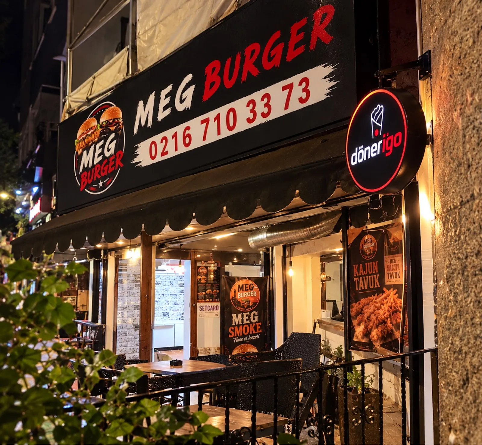 Meg Burger & Cajun Chicken