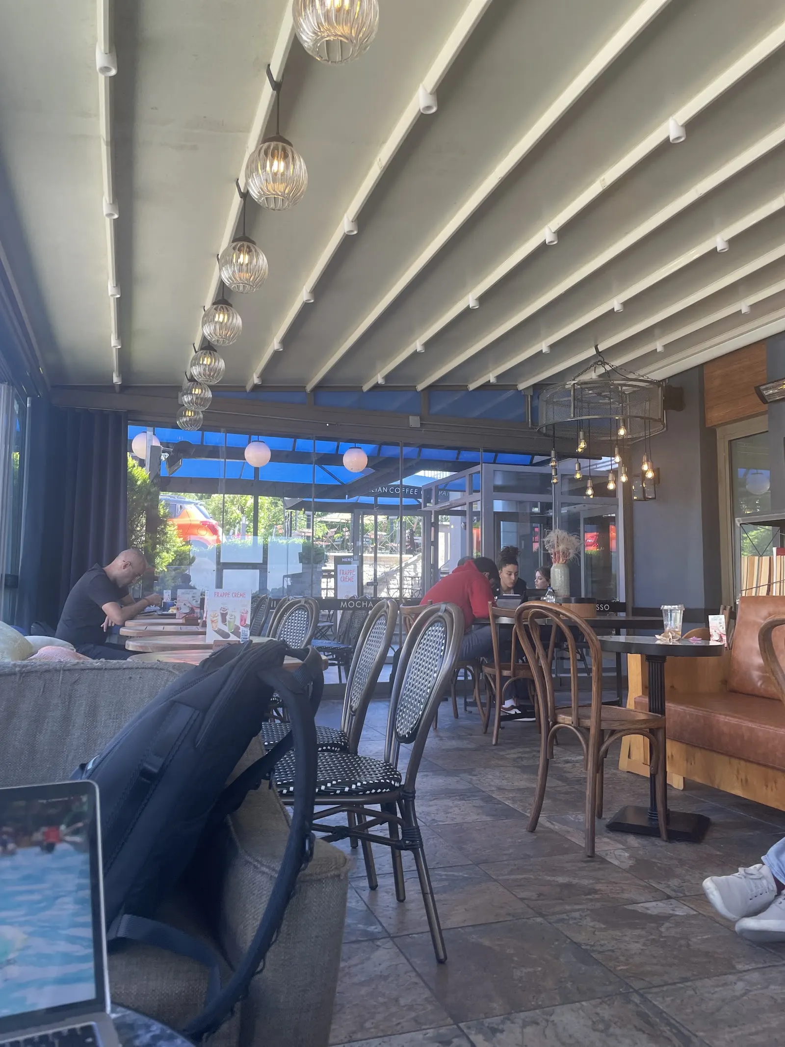 Caffè Nero fotoğraf 3