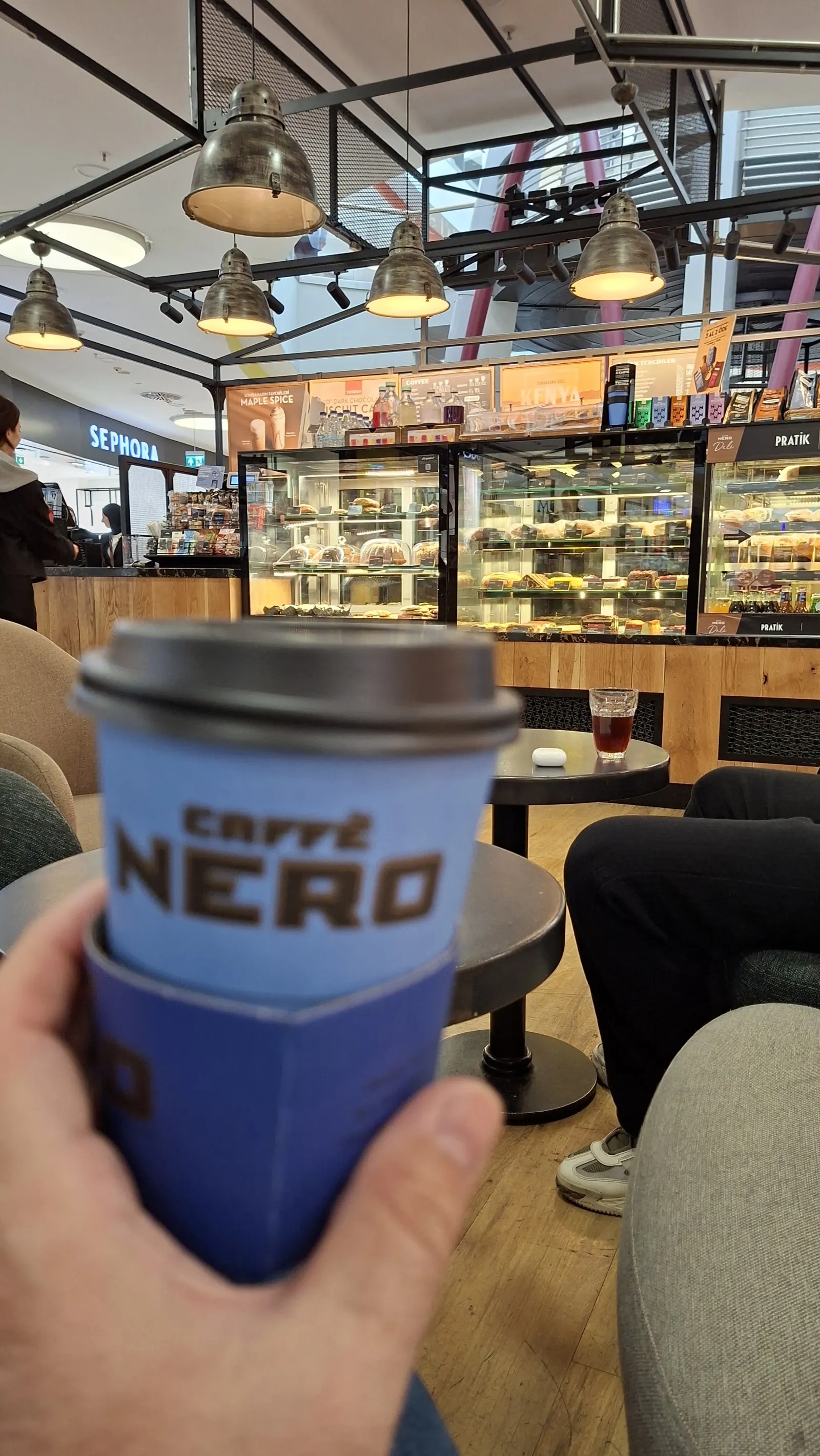Caffè Nero fotoğraf 3