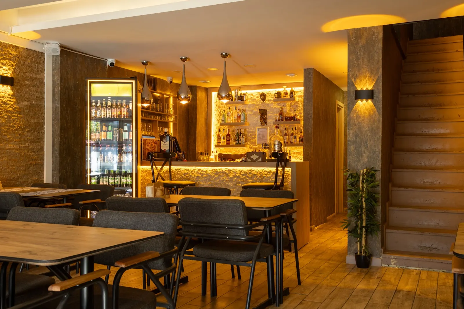 Kuzu Pub