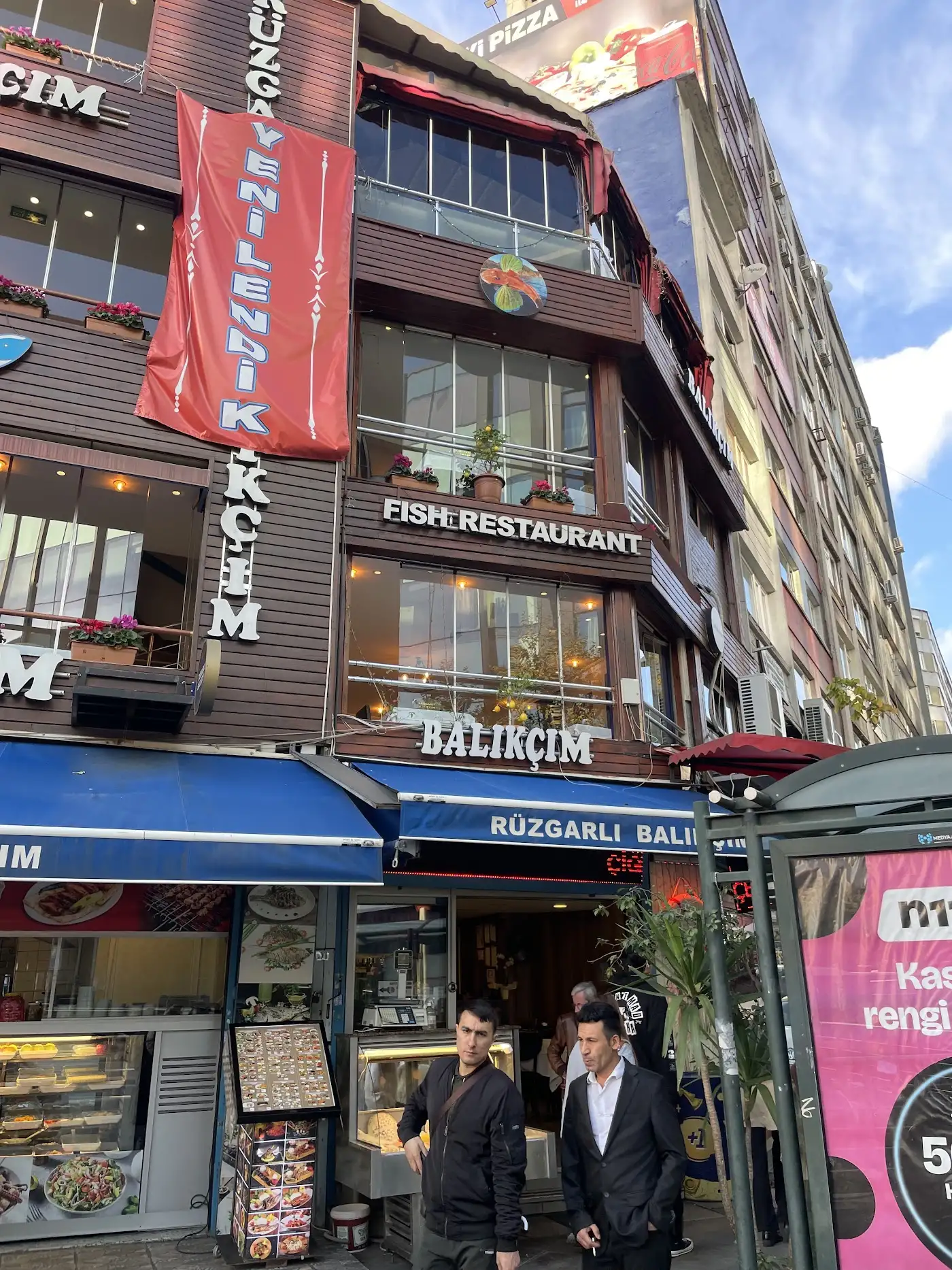 RÜZGARLI BALIKÇIM