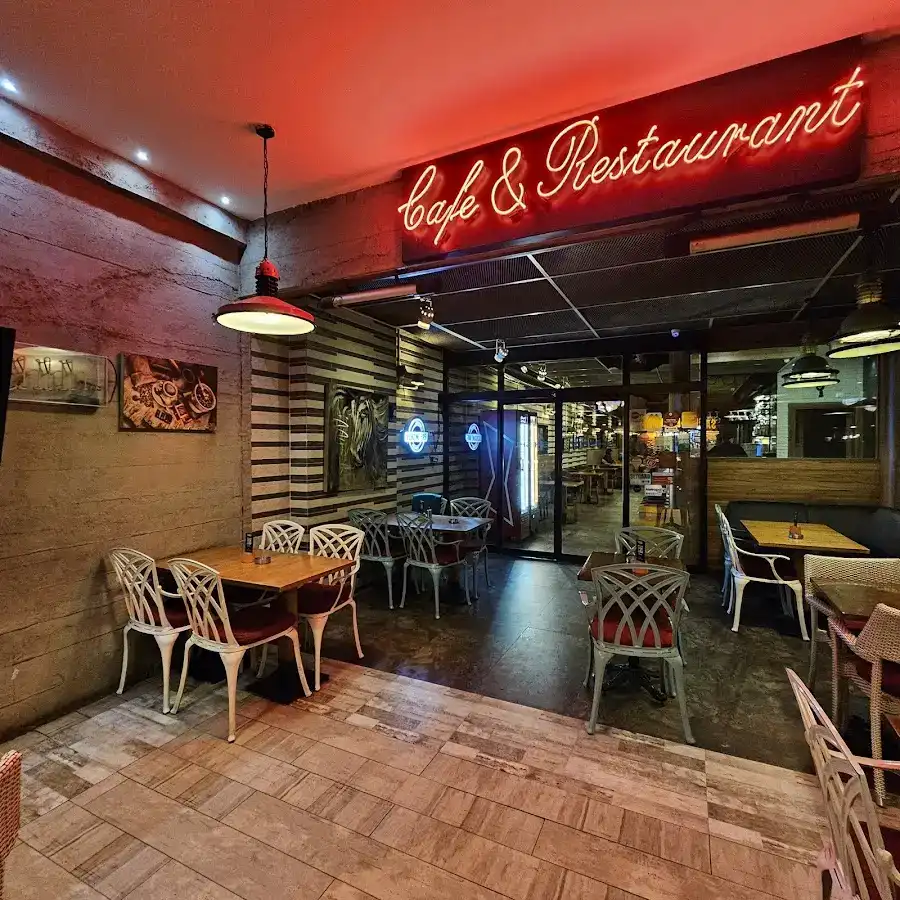 Shishly Cafe&Bistro