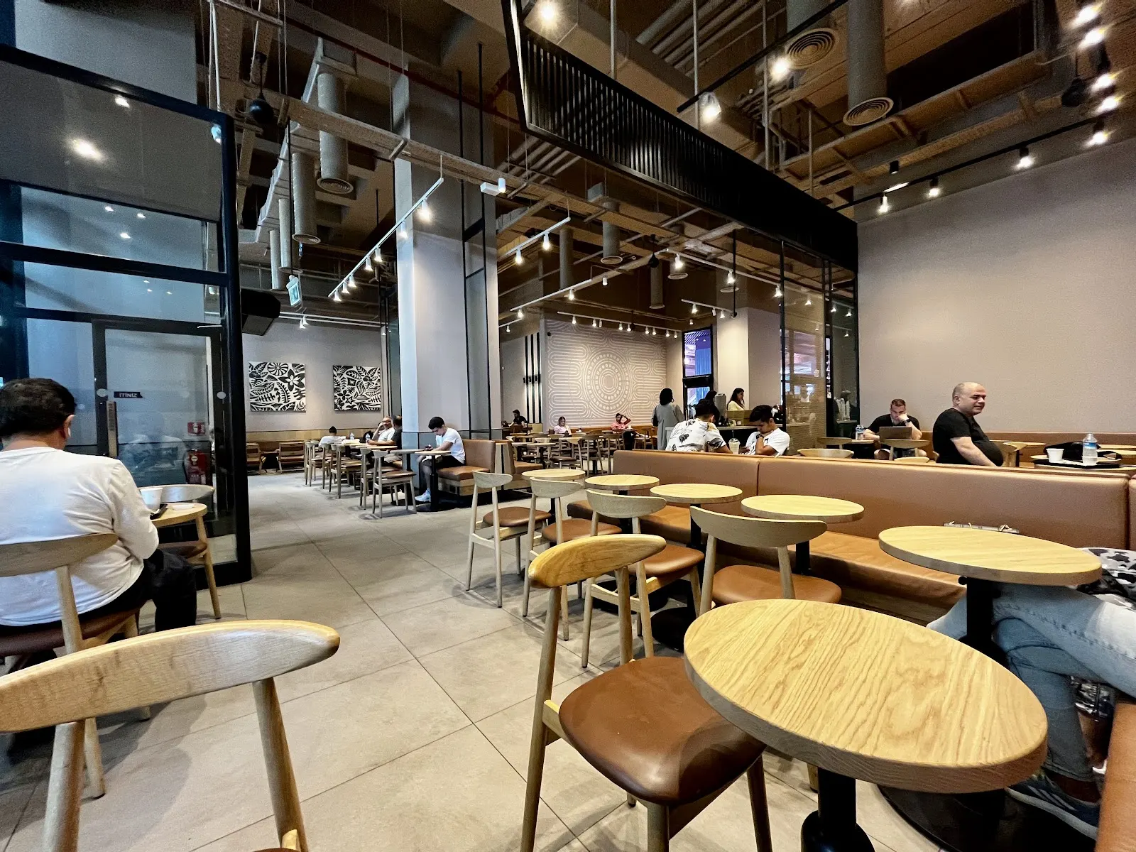 Starbucks fotoğraf 1