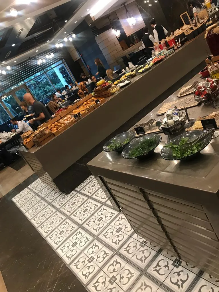 Steak and More Restaurant fotoğraf 3