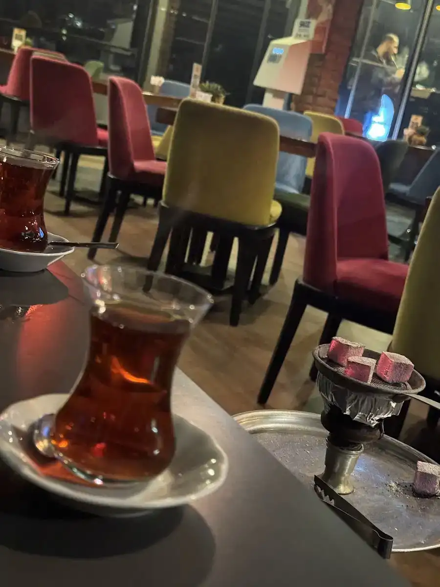 Süslü Kahve Lounge & Nargile fotoğraf 3