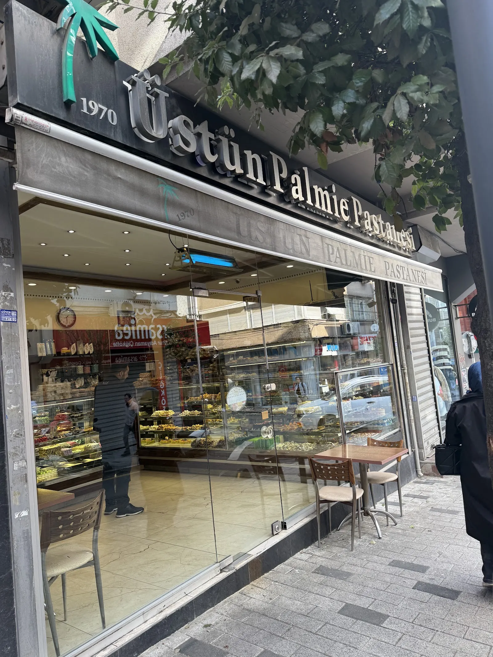 Üstün Palmie Pastanesi