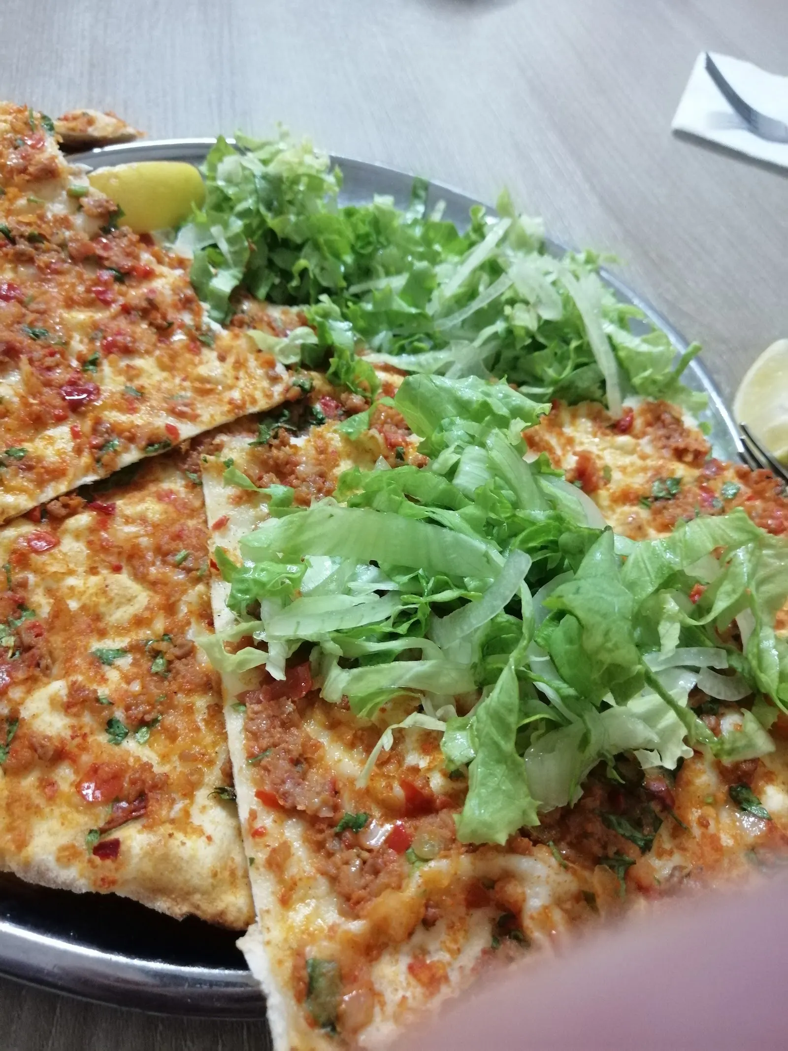 AKSU lahmacun