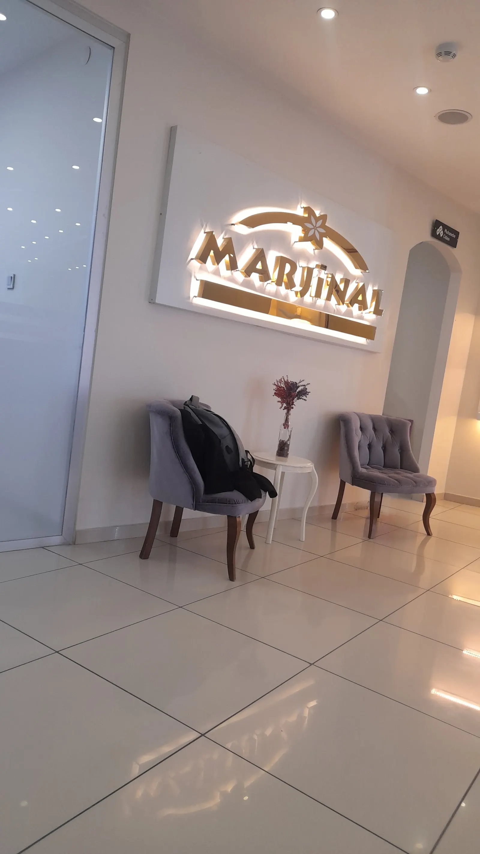 Marjinal Güzellik Salonu fotoğraf 2