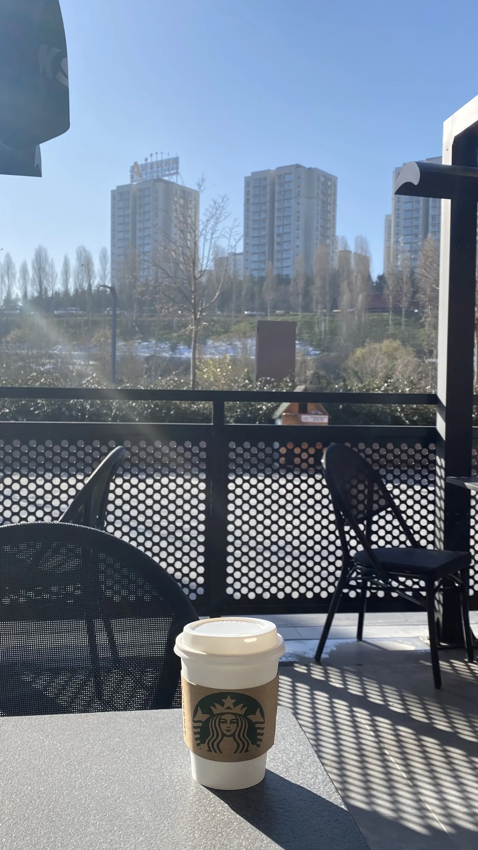 Starbucks fotoğraf 1