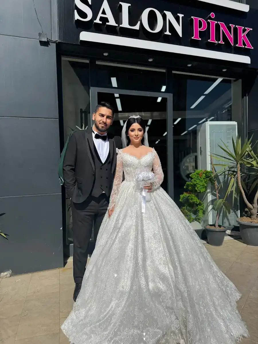 Aydınlı kuaför Salon PİNK - BAYAN KUAFÖRÜ ( TUZLA SAÇ KAYNAK MERKEZİ ) fotoğraf 2