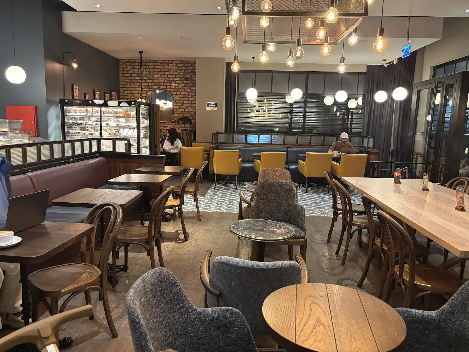 Caffè Nero fotoğraf 1
