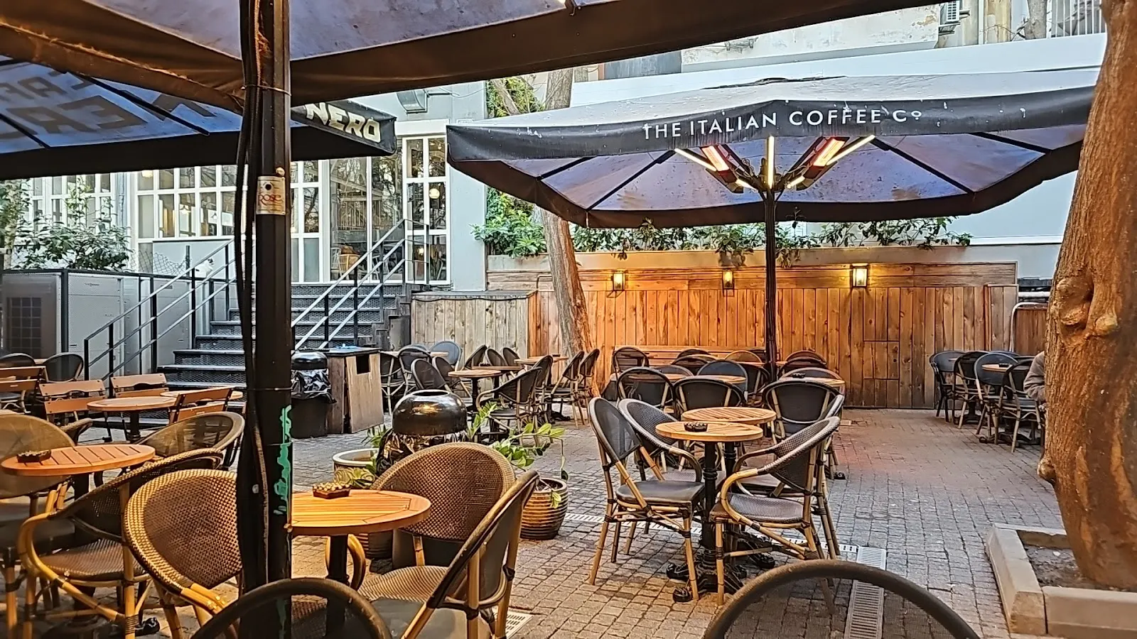 Caffè Nero fotoğraf 1