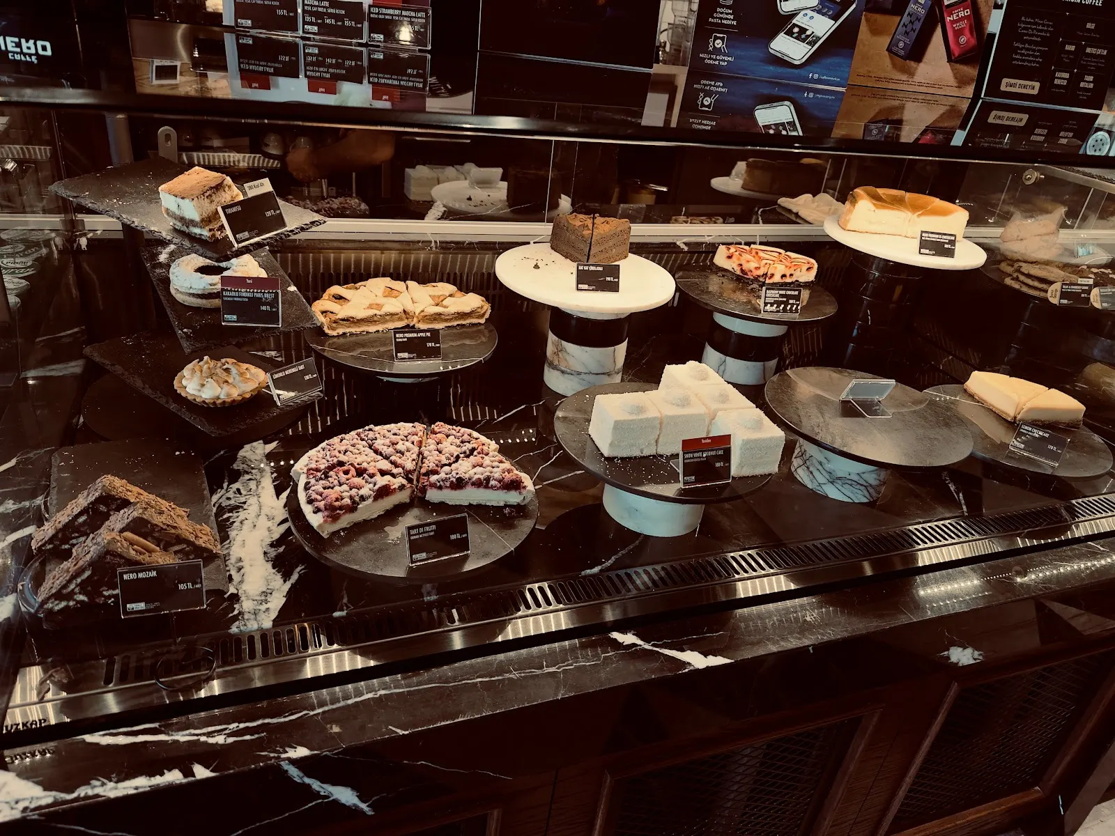 Caffè Nero fotoğraf 3
