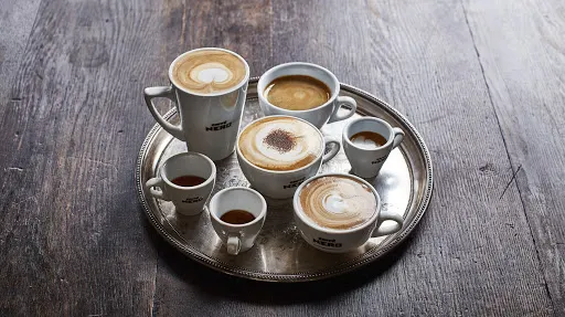 Caffè Nero fotoğraf 3