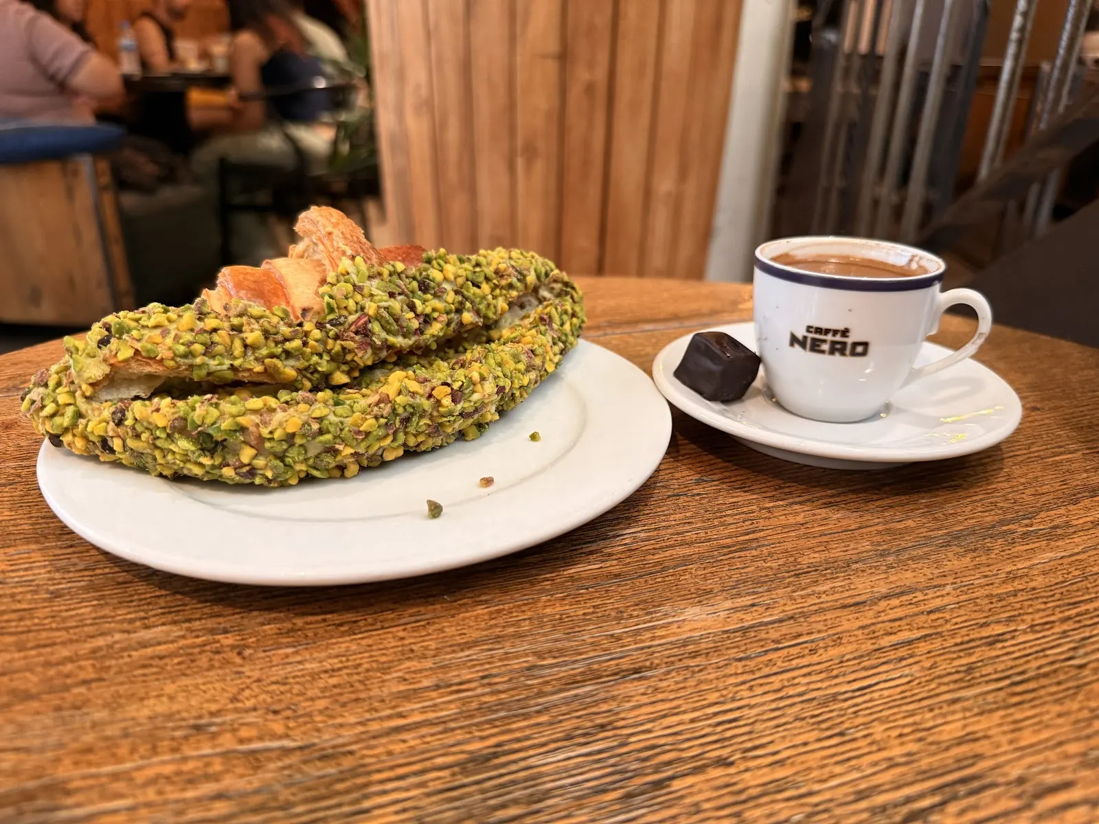 Caffè Nero fotoğraf 3