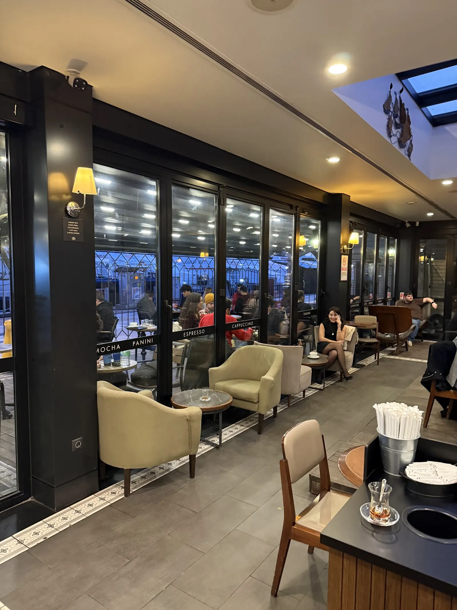 Caffè Nero fotoğraf 4