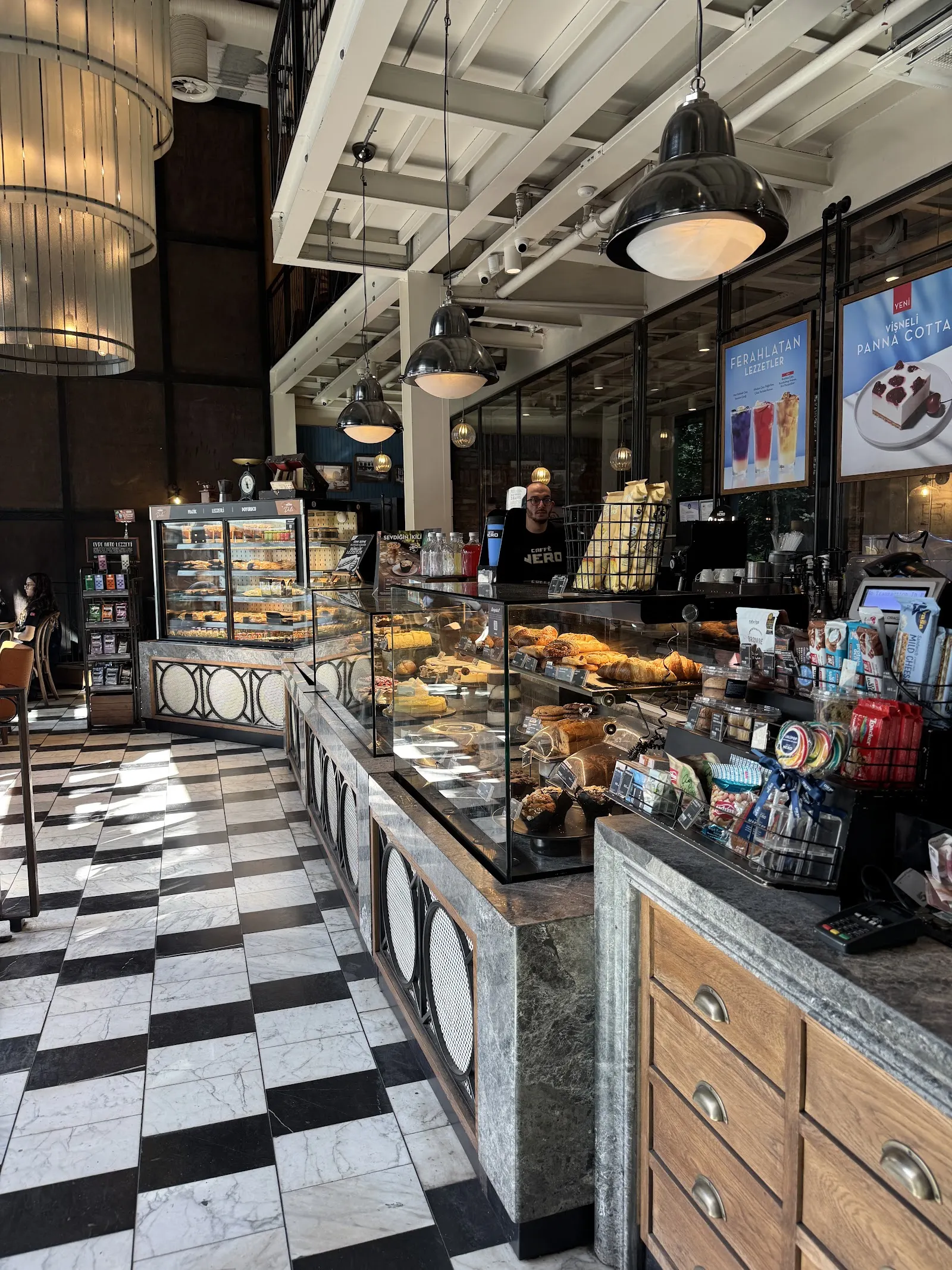 Caffè Nero fotoğraf 4