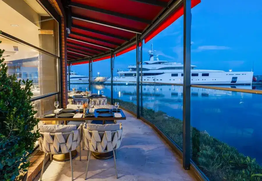 Crowne Plaza Istanbul Tuzla Viaport Marina by IHG fotoğraf 3