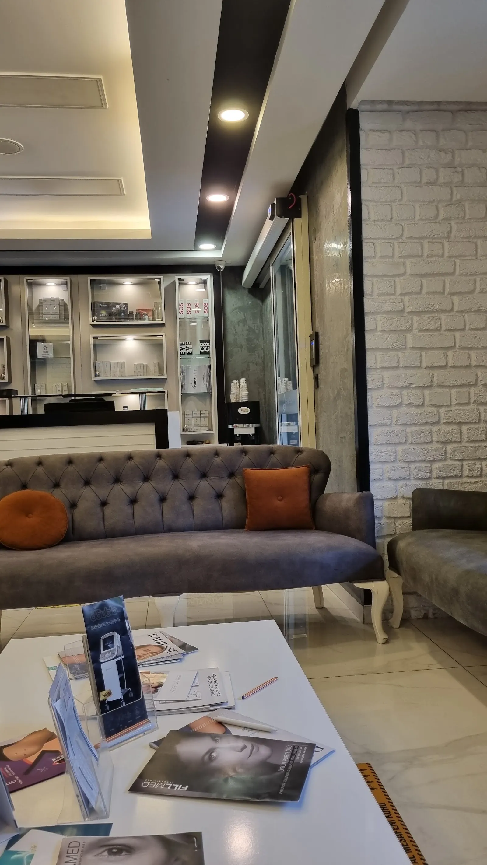 Estetik Center - Estetik Plastik Cerrahi Kliniği